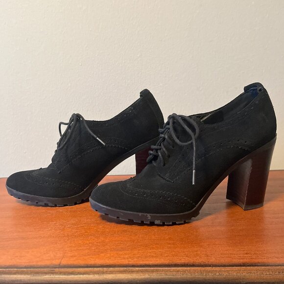 Tommy Hilfiger Shoes - Tommy Hilfiger Black Chunky Heeled Oxfords